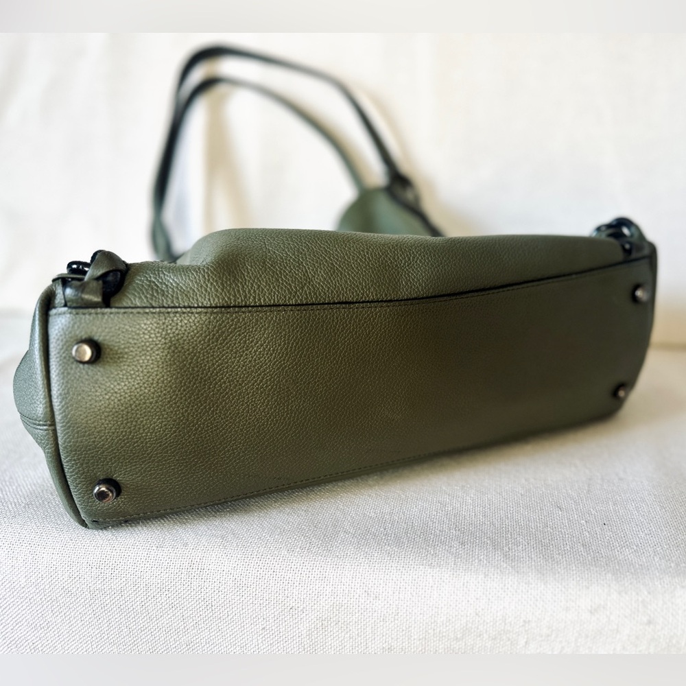 COACH Edie 31 Jumbo Whiplash Pebbled Leather Turnlock Surplus Green Shoulder Bag - Picture 9 of 16